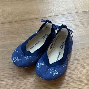 Baby Gap - Navy Flats